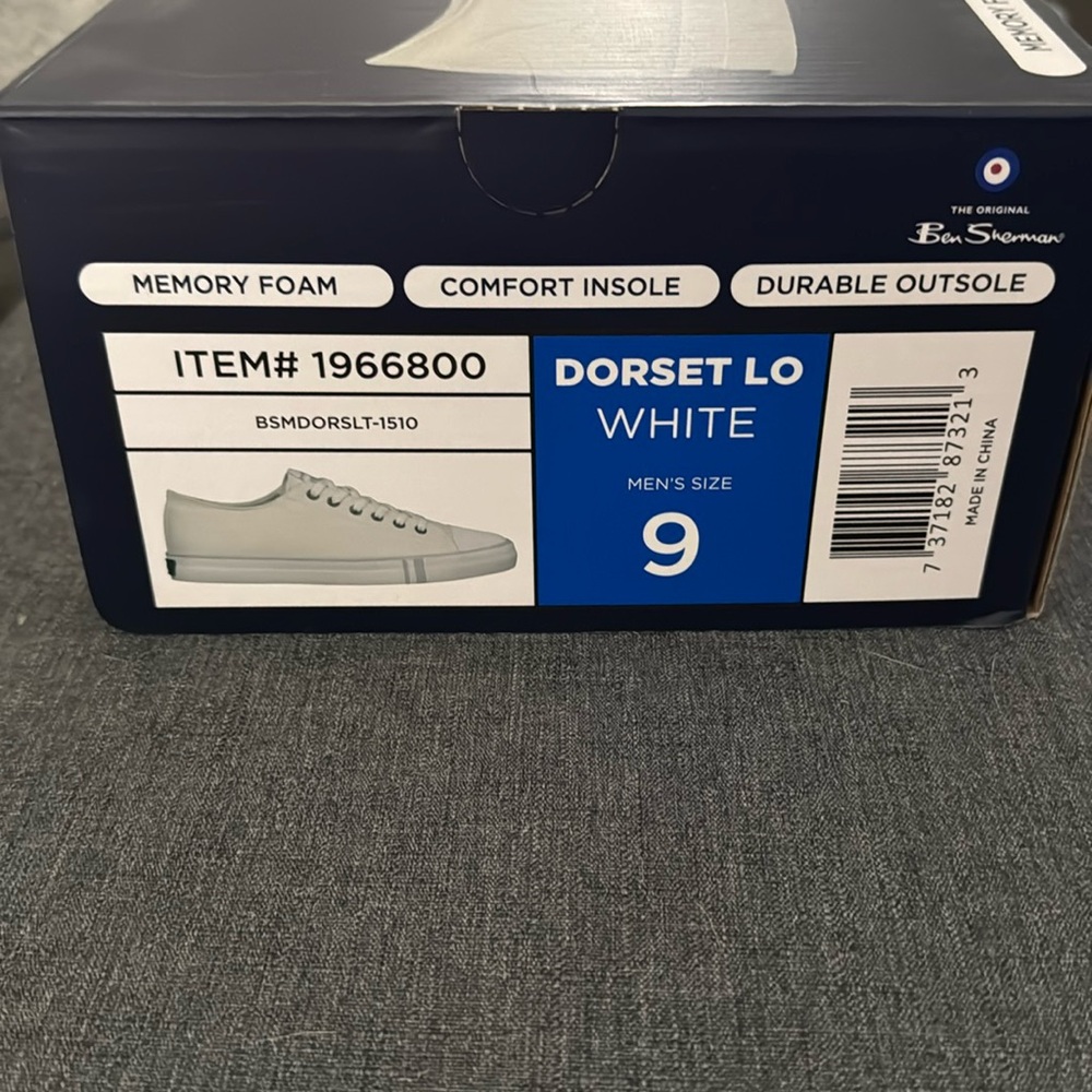 Ben Sherman canvas sneakers. Dorset Lo in white. Brand new in box size 9